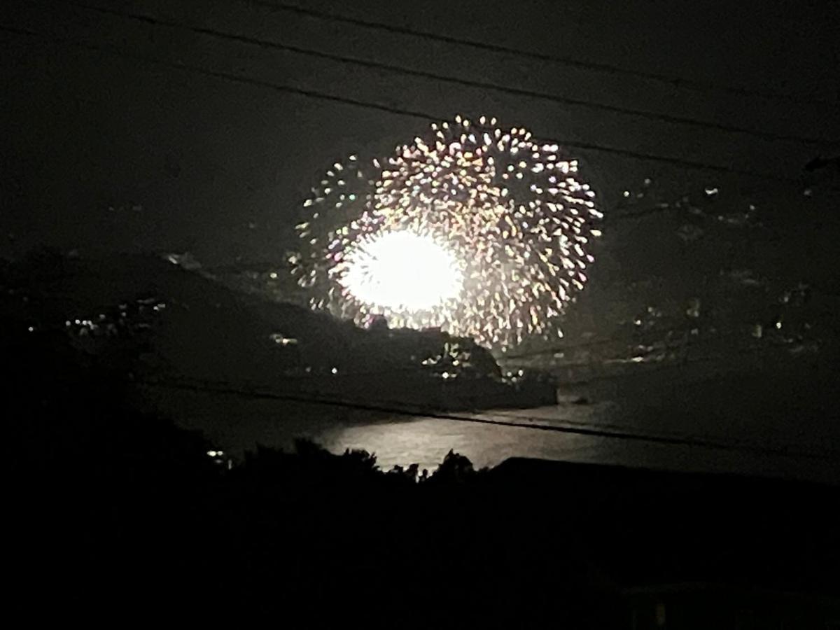 熱海の海が一望できる温泉付貸別荘 満月あじろ Mitsukiajiro Atami  Buitenkant foto